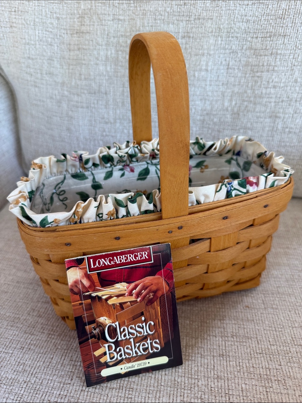 Longaberger- Vintage- Candle Basket with liner and insert